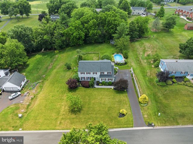 766 EISENHAUER DR, Telford, PA 18969