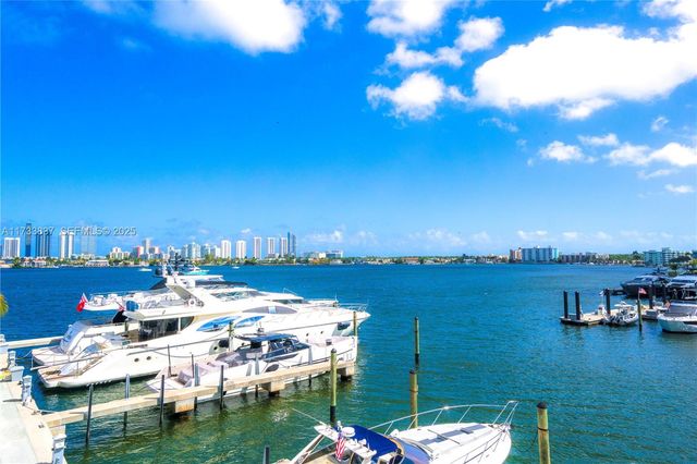 17301 Biscayne Boulevard 207, North Miami Beach, FL 33160