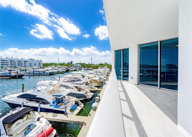 17301 Biscayne Boulevard 207, North Miami Beach, FL 33160