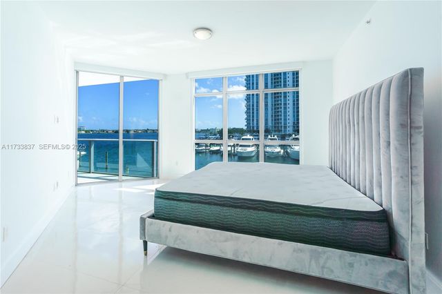 17301 Biscayne Boulevard 207, North Miami Beach, FL 33160