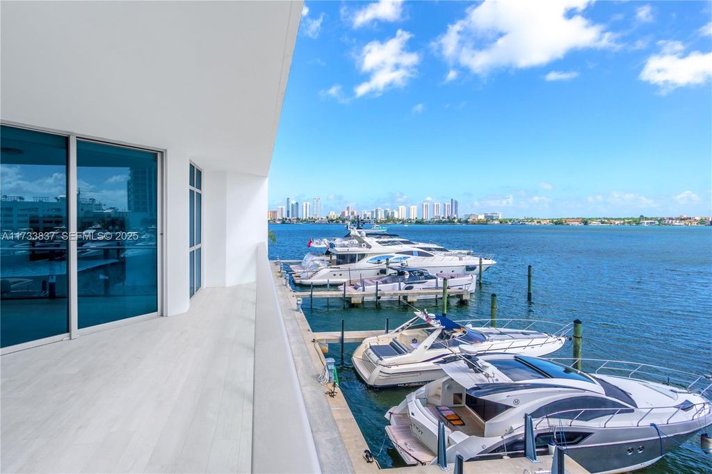 17301 Biscayne Boulevard 207, North Miami Beach, FL 33160