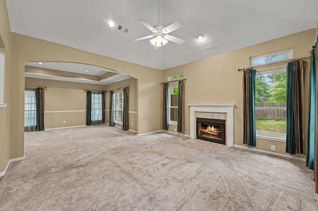 1018 Mesquite Drive, Magnolia, TX 77354