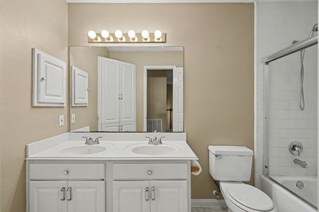1018 Mesquite Drive, Magnolia, TX 77354
