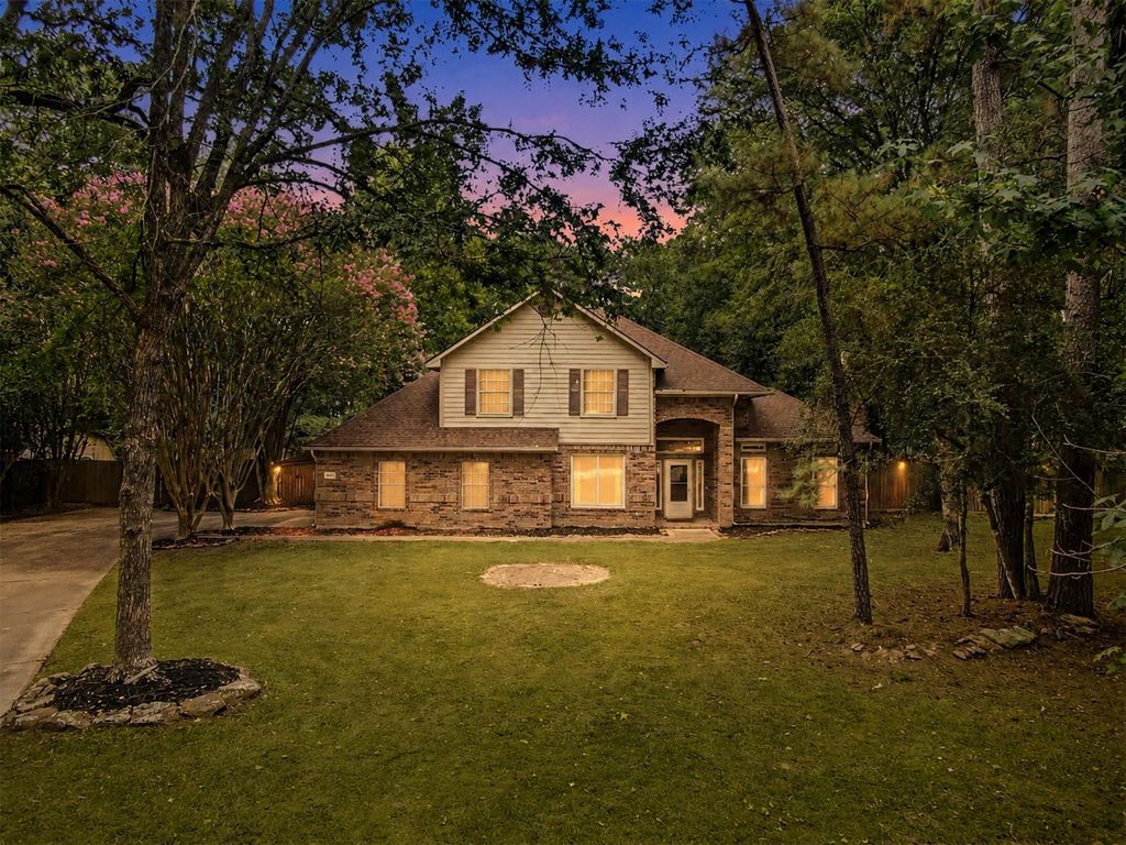 1018 Mesquite Drive, Magnolia, TX 77354