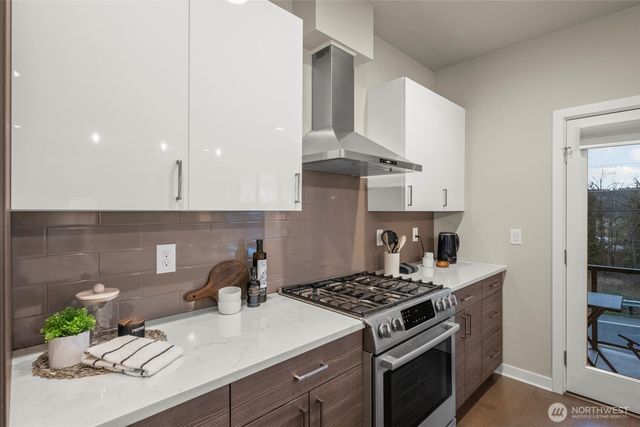 16343 Main View Lane NE, Duvall, WA 98019