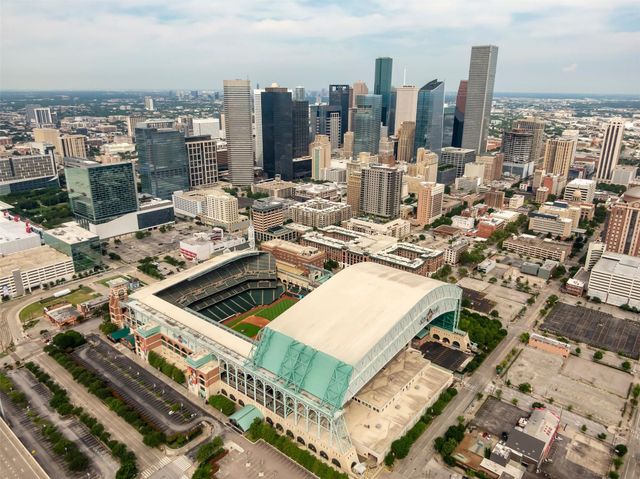 5002 Milam, Houston, TX 77006