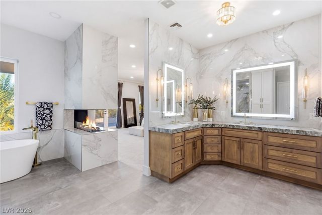 2058 Troon Drive, Henderson, NV 89074