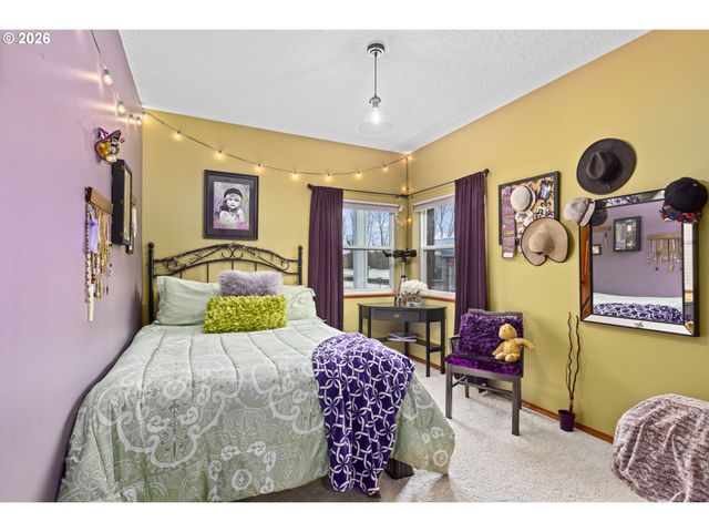 17809 Ne MARINE Dr C3, Portland, OR 97230