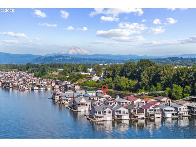 17809 Ne MARINE Dr C3, Portland, OR 97230