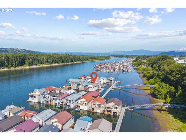 17809 Ne MARINE Dr C3, Portland, OR 97230