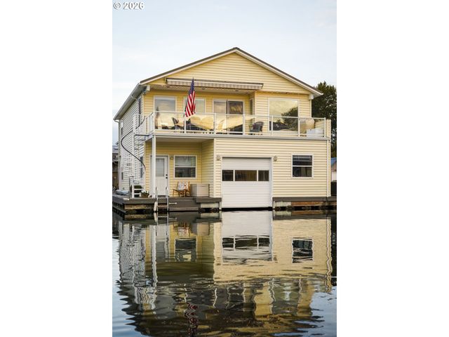 17809 Ne MARINE Dr C3, Portland, OR 97230