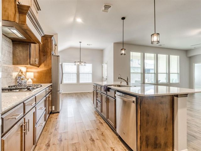 18101 Jimenez Drive, Edmond, OK 73012