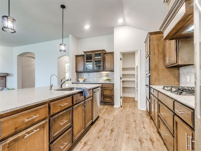 18101 Jimenez Drive, Edmond, OK 73012