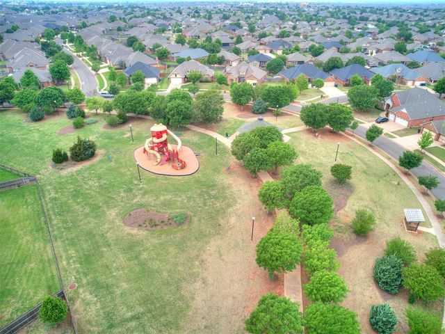 18101 Jimenez Drive, Edmond, OK 73012