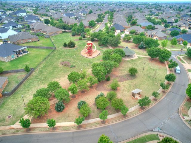 18101 Jimenez Drive, Edmond, OK 73012
