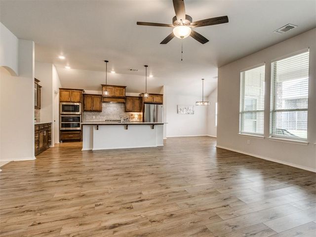 18101 Jimenez Drive, Edmond, OK 73012
