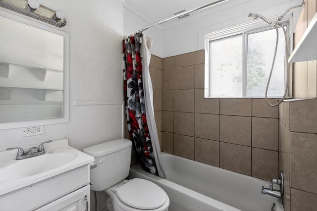 2670 Berrell Avenue, Columbus, OH 43211
