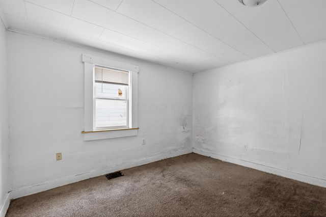 2670 Berrell Avenue, Columbus, OH 43211