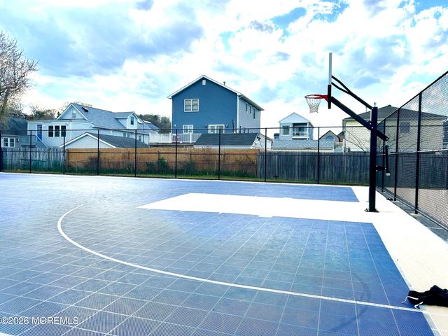 67 Snug Harbor Avenue, Highlands, NJ 07732
