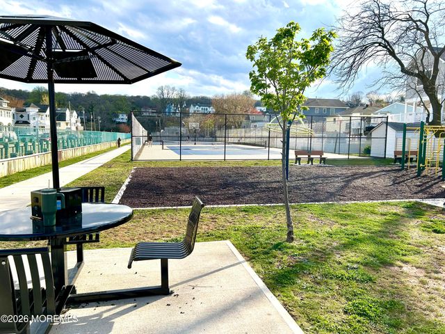 67 Snug Harbor Avenue, Highlands, NJ 07732