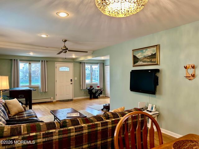 67 Snug Harbor Avenue, Highlands, NJ 07732