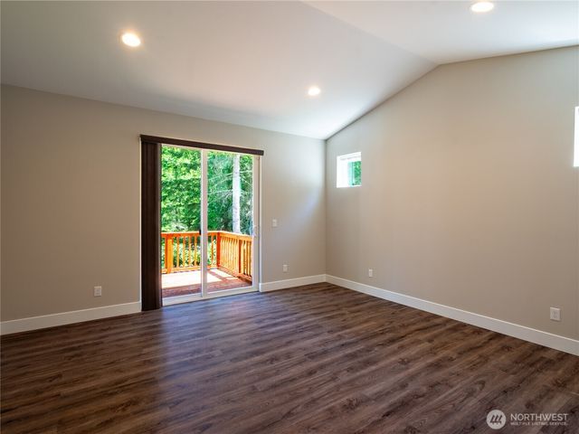 18706 232ND Avenue E, Orting, WA 98360