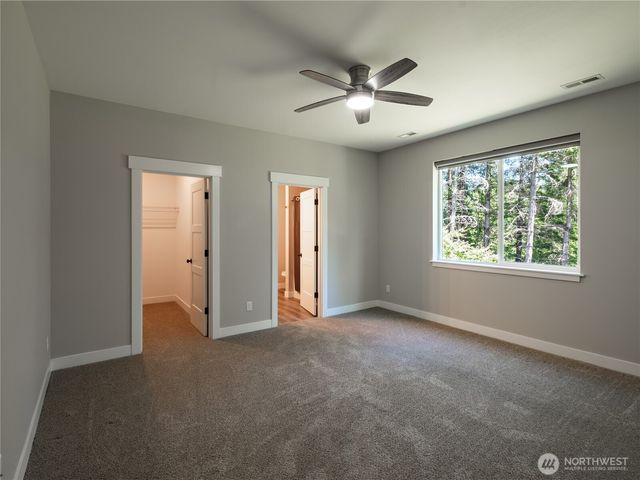 18706 232ND Avenue E, Orting, WA 98360