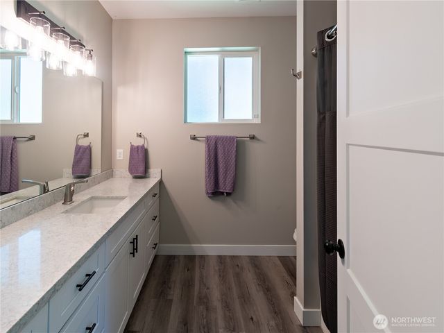 18706 232ND Avenue E, Orting, WA 98360