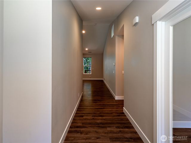 18706 232ND Avenue E, Orting, WA 98360