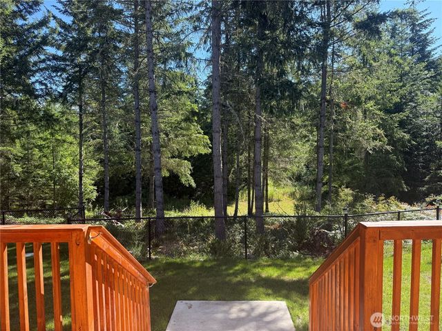 18706 232ND Avenue E, Orting, WA 98360