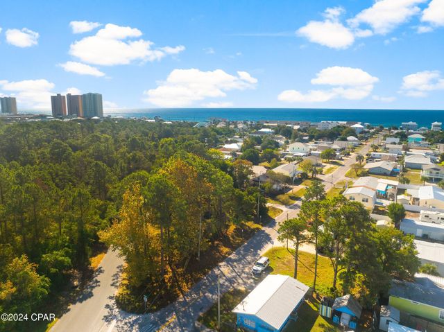 321 Deluna Place, Panama City Beach, FL 32413