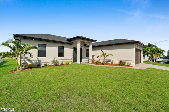 2903 NW 3rd ST, Cape Coral, FL 33993