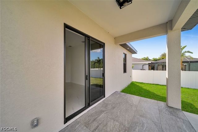 2903 NW 3rd ST, Cape Coral, FL 33993