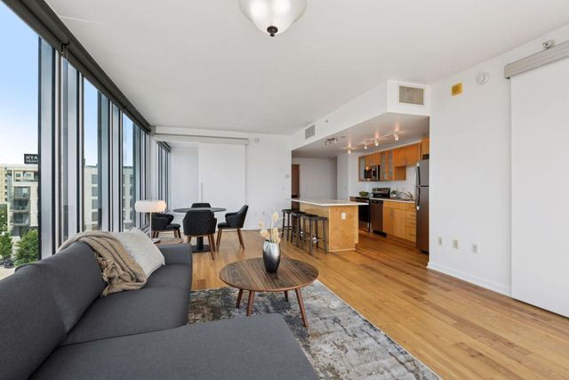 8161 33rd Avenue S 609, Bloomington, MN 55425