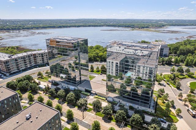 8161 33rd Avenue S 609, Bloomington, MN 55425