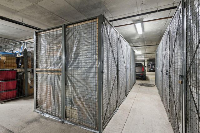 8161 33rd Avenue S 609, Bloomington, MN 55425