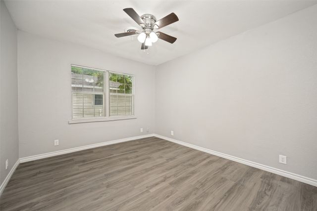 717 Small Street, Bowie, TX 76230