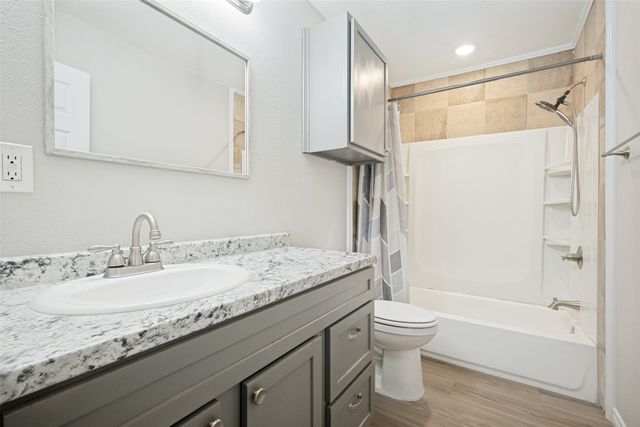 717 Small Street, Bowie, TX 76230