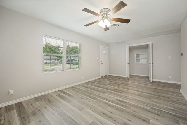 717 Small Street, Bowie, TX 76230