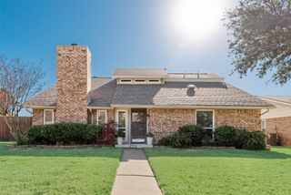 1114 Wood Heights Drive, Lewisville, TX 75067