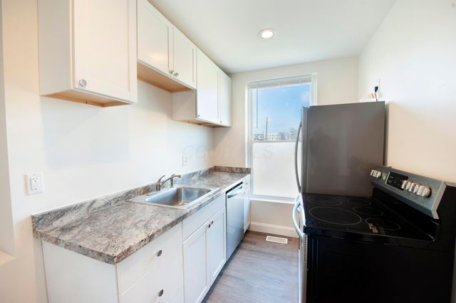 1404 Indianola Avenue, Columbus, OH 43201