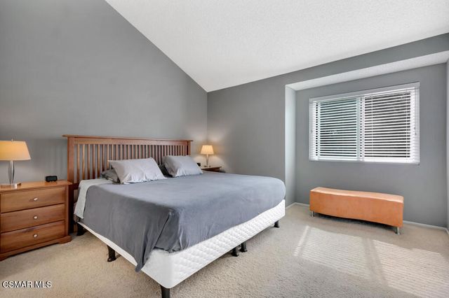 2776 Erringer Road 19, Simi Valley, CA 93065