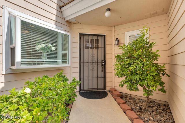 2776 Erringer Road 19, Simi Valley, CA 93065