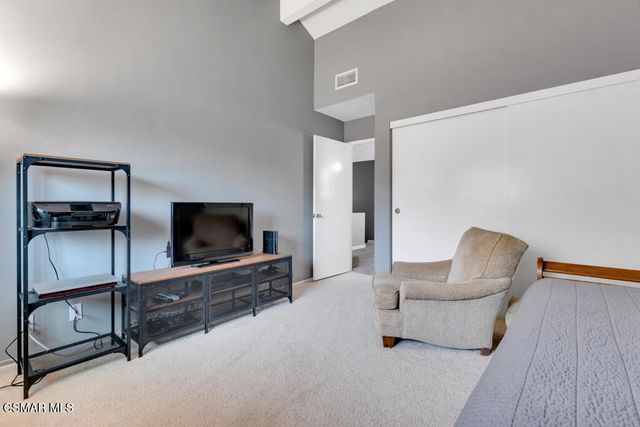 2776 Erringer Road 19, Simi Valley, CA 93065