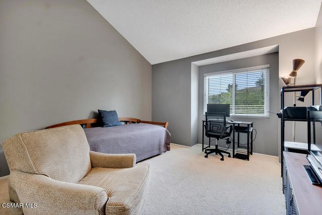 2776 Erringer Road 19, Simi Valley, CA 93065