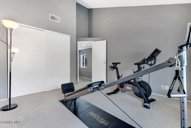 2776 Erringer Road 19, Simi Valley, CA 93065