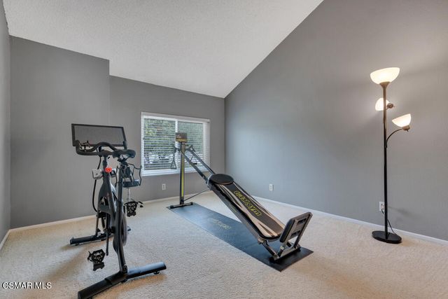 2776 Erringer Road 19, Simi Valley, CA 93065