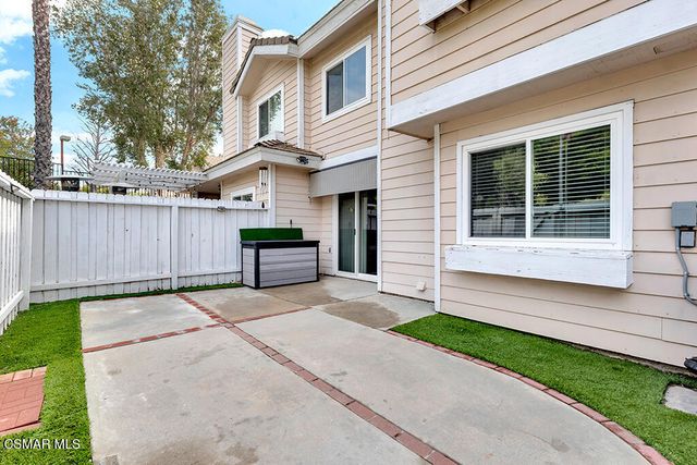 2776 Erringer Road 19, Simi Valley, CA 93065
