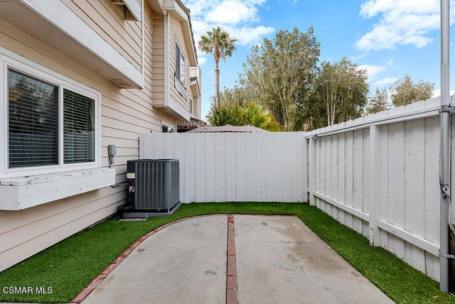 2776 Erringer Road 19, Simi Valley, CA 93065