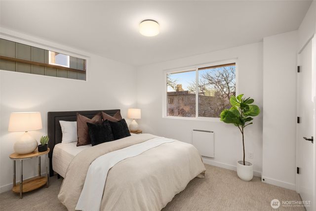 916 A 15th Avenue, Seattle, WA 98122